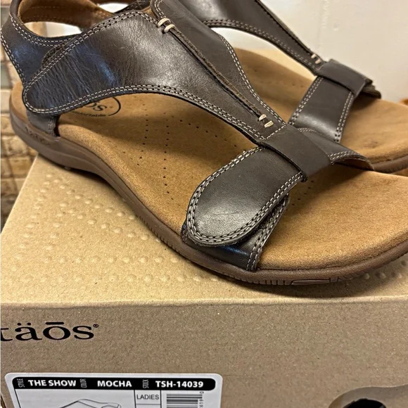 Taos Footwear Dark Brown Leather Sandals - Picture 7 of 13
